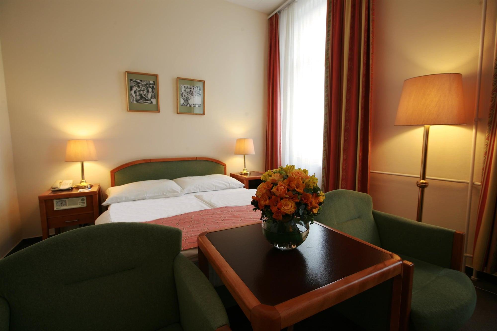Danubius Raba 3* Győr